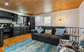 Bare Feet Bungalow -Close To Beach & Dog Friendly